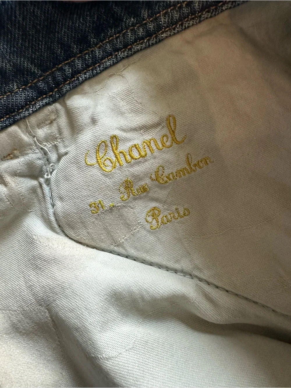 Chanel 26b Blazy Blue Denim large CC Logo Cargo Jeans Size 38